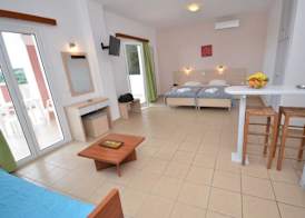 Paradiso Hotel Corfu Sea View Apartments with Pool in Ipsos 4