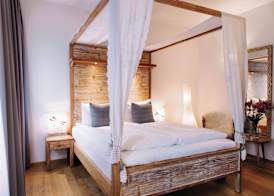 Hotel Eyja 5