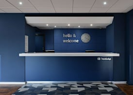 Travelodge Birmingham Airport 2