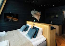 Lapland Glow Chalets 2