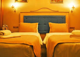 Vendome Hotel 5