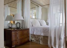 Anassa 3