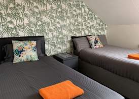 Tropics Beach Hotel 4