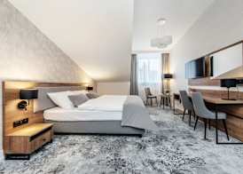 Vinfort Aparthotel - Krakow Old Town 3