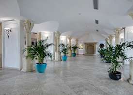 Phi Hotel Sighientu 2