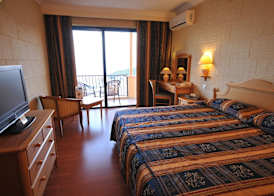 Grand Hotel Gozo 3