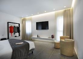 Boutique Hotel Touring 3