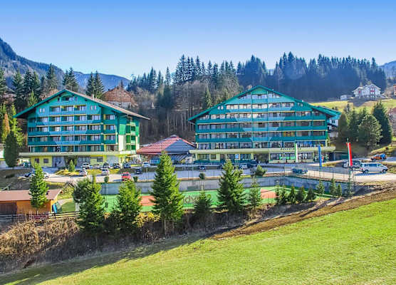 Alpine Club Resort 1