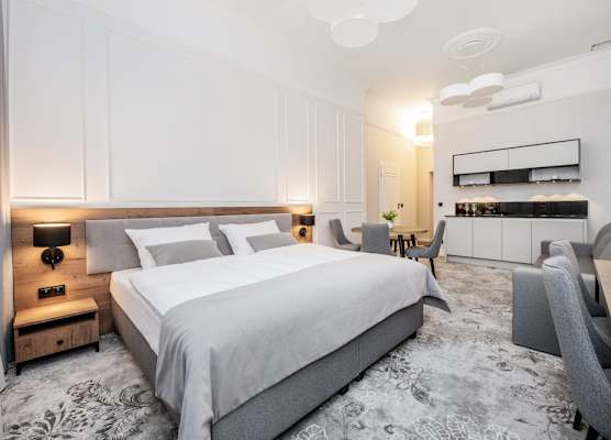 Vinfort Aparthotel - Krakow Old Town 1