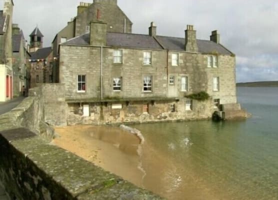 Queens Hotel 1