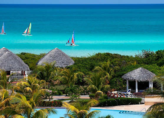 Memories Paraiso Beach Resort 1