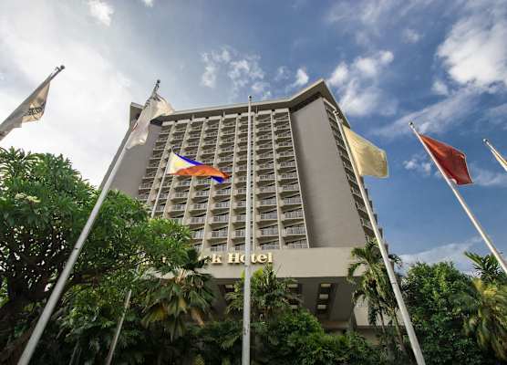 Century Park Hotel 1