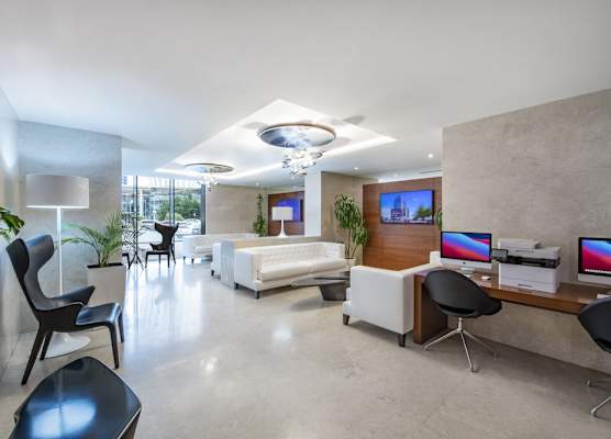 Seaview Apartments 1