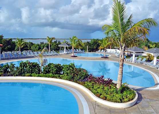 Grand Aston Cayo Las Brujas Beach Resort & Spa 1