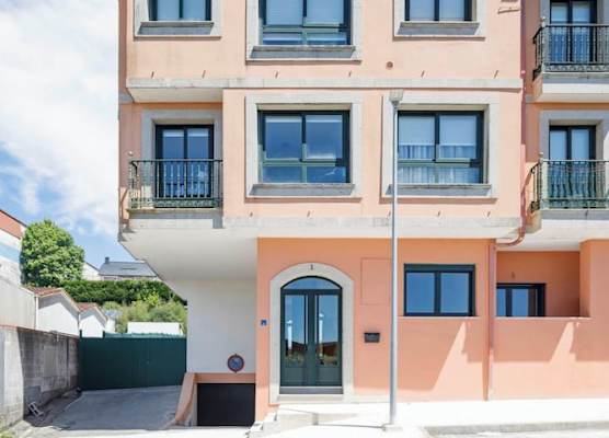 Luxury Singular Apartments Orange 1