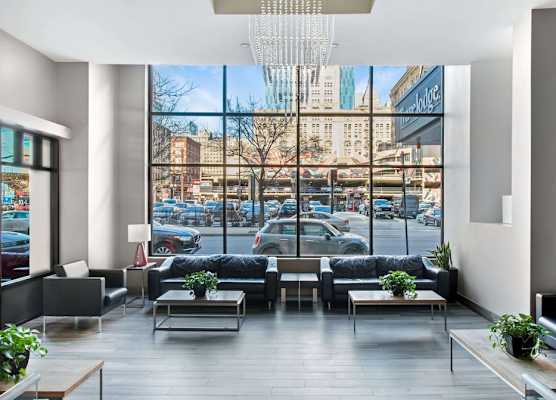 Travelodge by Wyndham Downtown Chicago 1