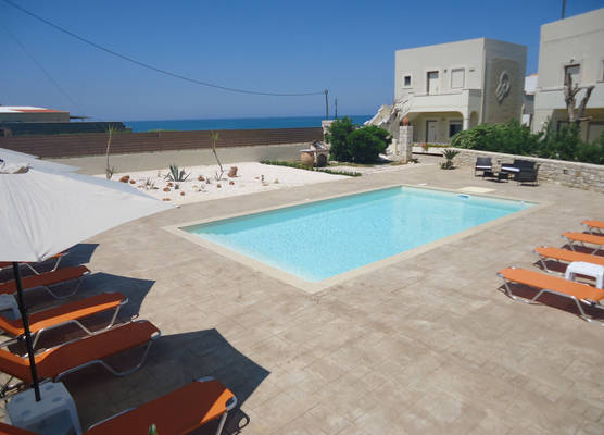Almyra Apartments & Suites 1