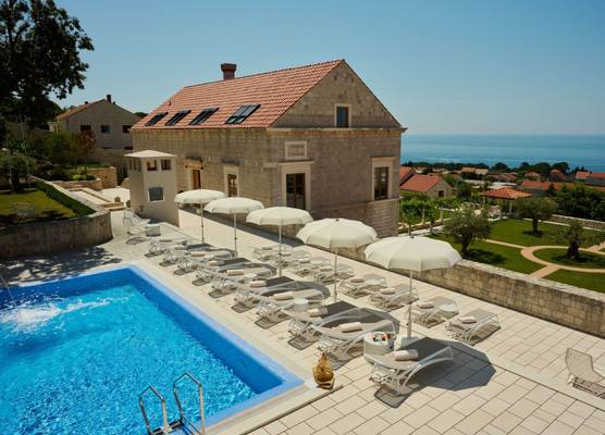 Palace Natali 1