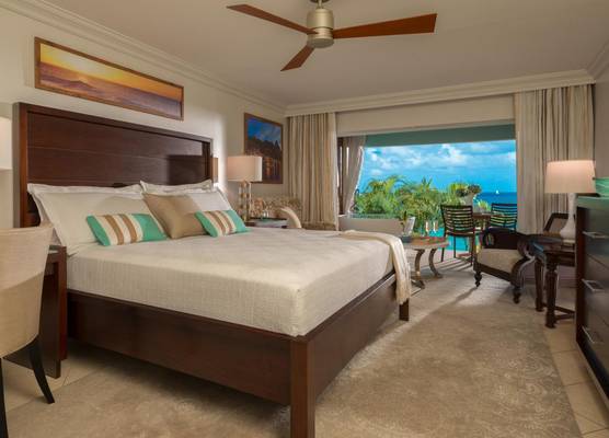 Sandals Regency La Toc 1