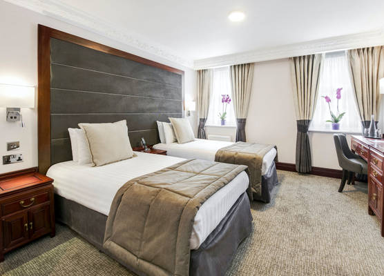 Gem Fitzrovia Hotel 1