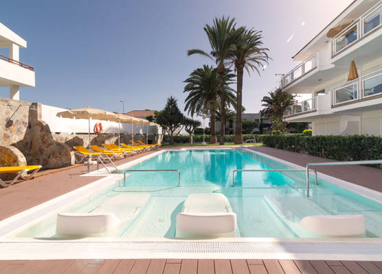 Apartamentos Montemayor 1