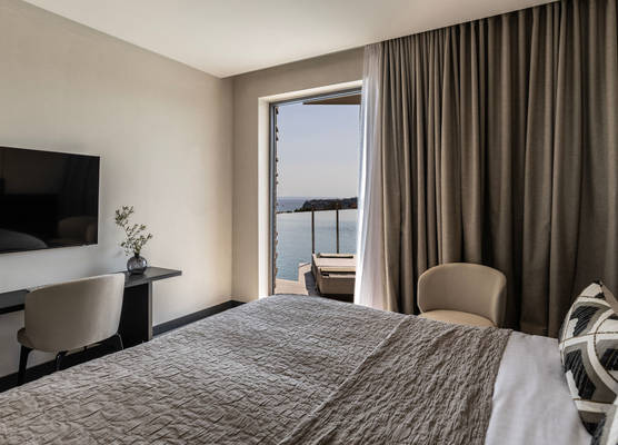 King Jason Zante – Designed for Adults 1