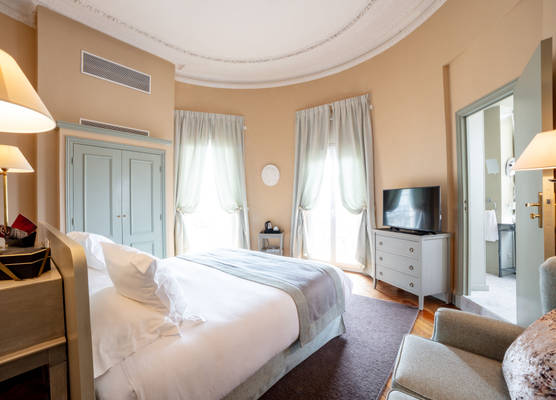 Le Cavendish 1