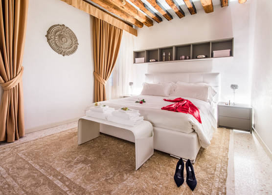 San Teodoro Palace - Luxury Apartments 1