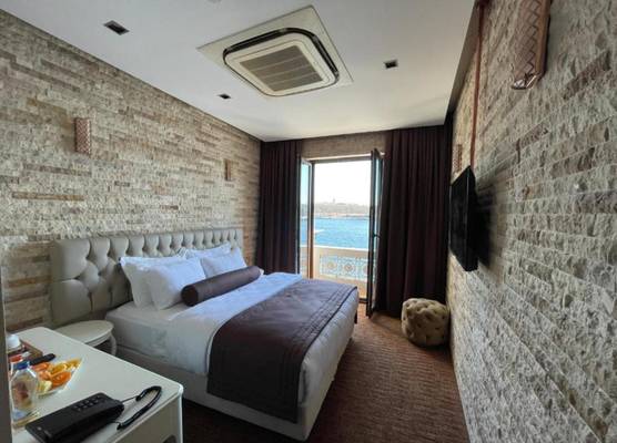 Weingart Seaside Hotel 1