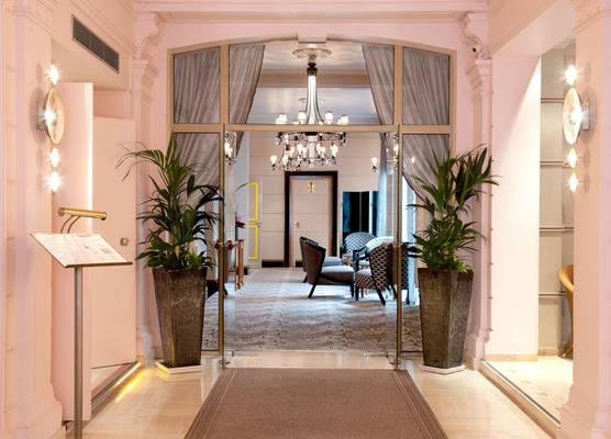 Hôtel Le Cardinal 1