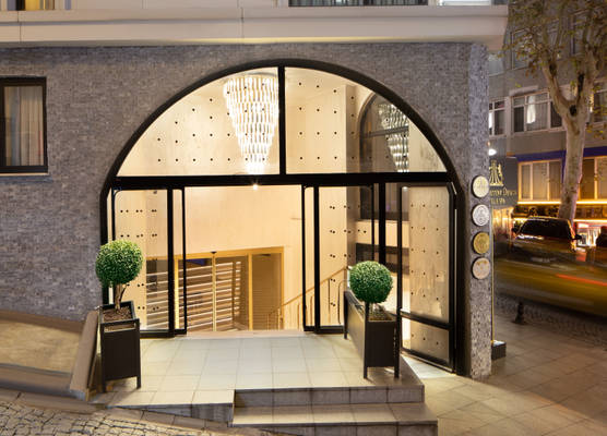Great Fortune Concept Hotel 1