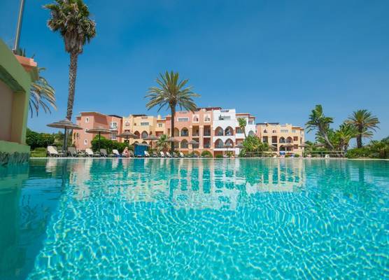 Jardim da Meia Praia Resort 1