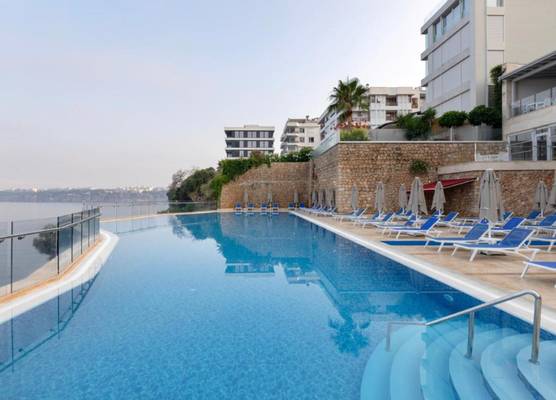 Ramada Plaza Antalya 1