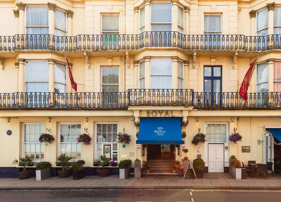 Royal Hotel 1
