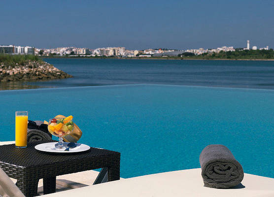 Agua Hotels Riverside 1