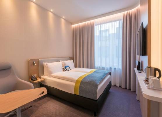 Holiday Inn Express MUNICH CITY WEST by IHG 1
