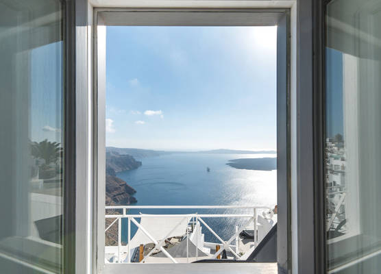 Aqua Luxury Suites by NOMÉE Hospitality Group 1