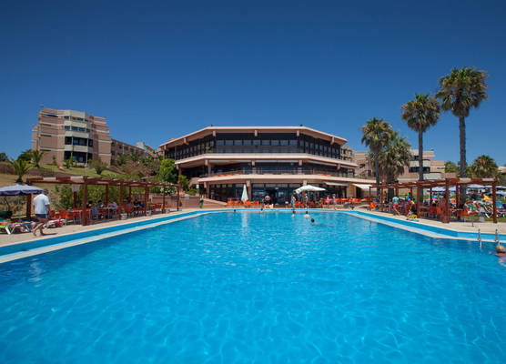Auramar Beach Resort 1