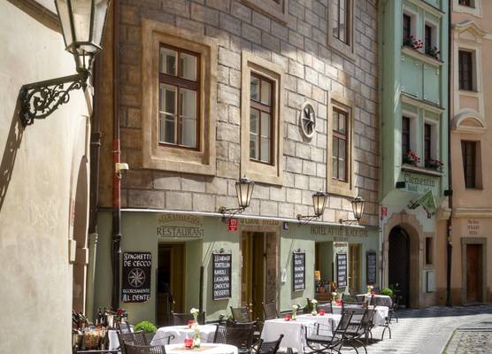 Black Star Suites 1