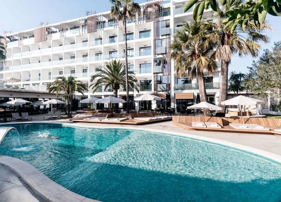 Bordoy Alcudia Port Suites - Adults Only 1