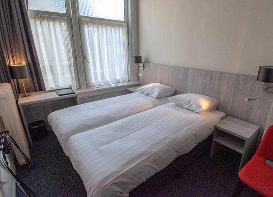The Crown Hotel 1