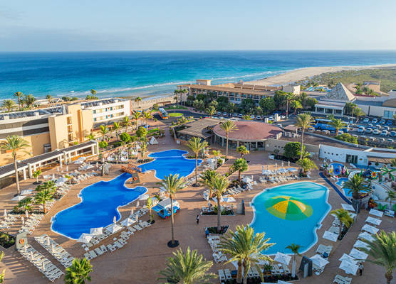 Iberostar Waves Gaviotas Park 1