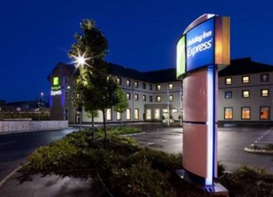 Holiday Inn Express ANTRIM - M2, JCT.1 by IHG 1