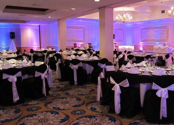 Holiday Inn & Suites PITTSFIELD-BERKSHIRES by IHG 1