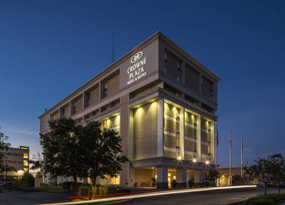 Crowne Plaza Suites PITTSBURGH SOUTH by IHG 1