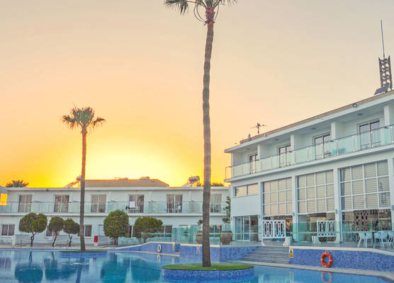 Fedrania Gardens Hotel 1