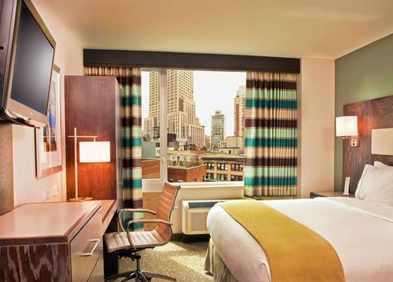 Holiday Inn Express MANHATTAN TIMES SQUARE SOUTH by IHG 1