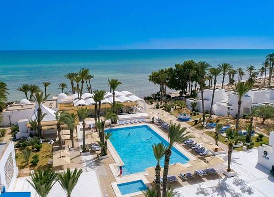 Hari Club Beach Resort 1
