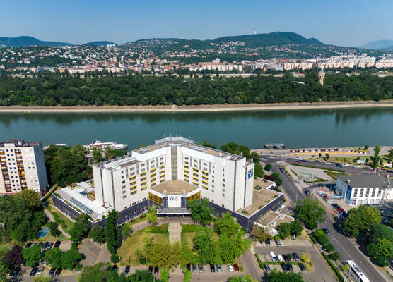 Danubius Hotel Helia 1
