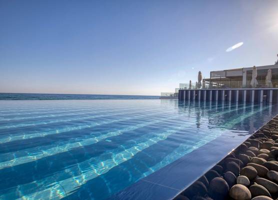 I Resort Beach Hotel & Spa 1